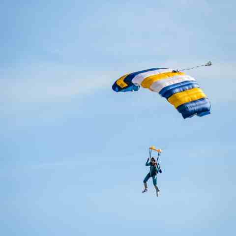 a parachute is flying in the air