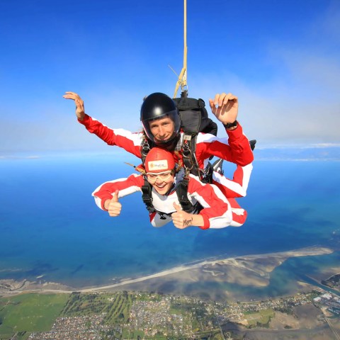 Enjoy the best jump at Skydive Abel tasman