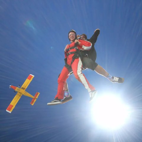 Tandem skydiving in Franz Josef at 10,000 ft