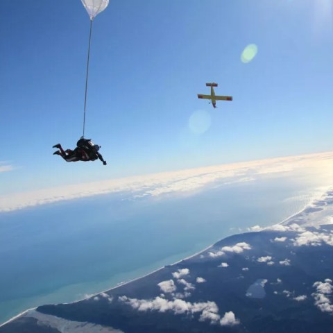 A canopy starting to open during a skydive.