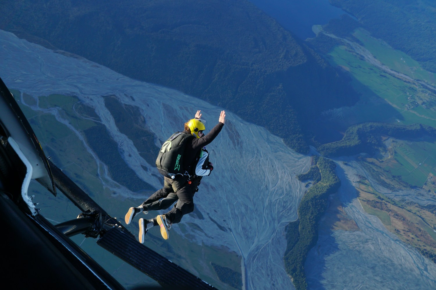Skydive Franz Josef Helicopter Skydive Freefall with views